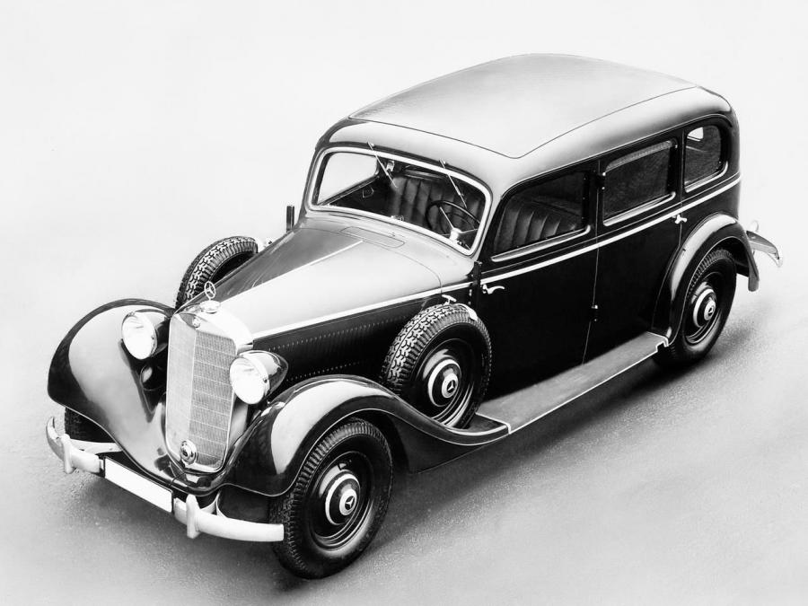  Mercedes-Benz 320 Pullman Limousine (W142) 1937 года  (фото 2 из 18)